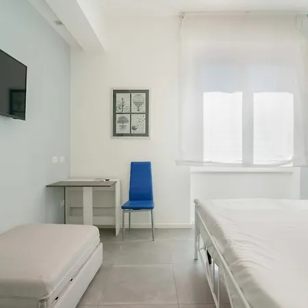 Nel Largo Guest house *