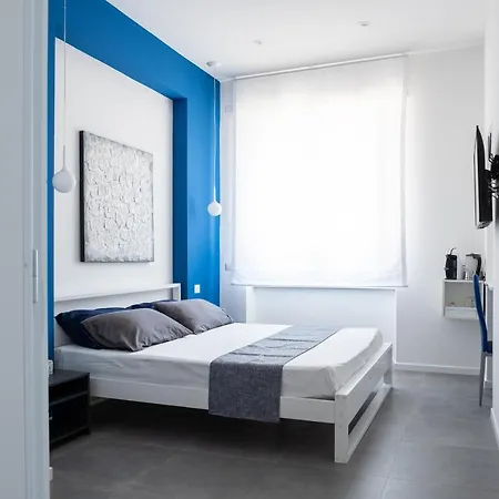 Nel Largo Guest house *
